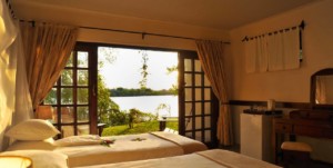 waterfront lodge (4)